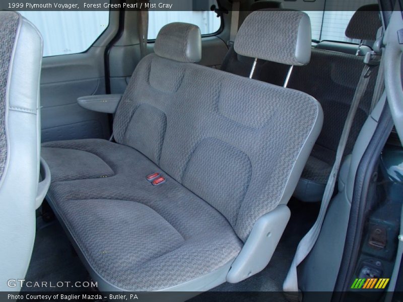 Forest Green Pearl / Mist Gray 1999 Plymouth Voyager