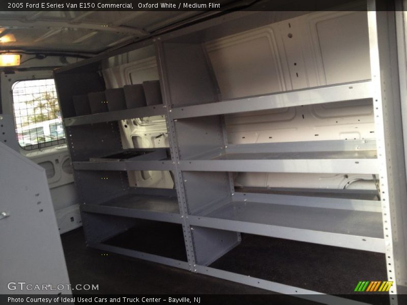 Oxford White / Medium Flint 2005 Ford E Series Van E150 Commercial