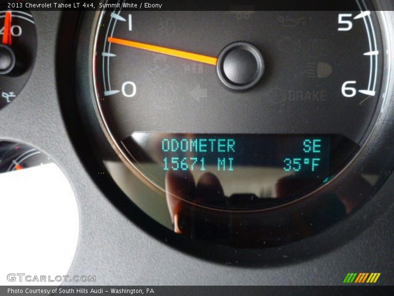 Summit White / Ebony 2013 Chevrolet Tahoe LT 4x4
