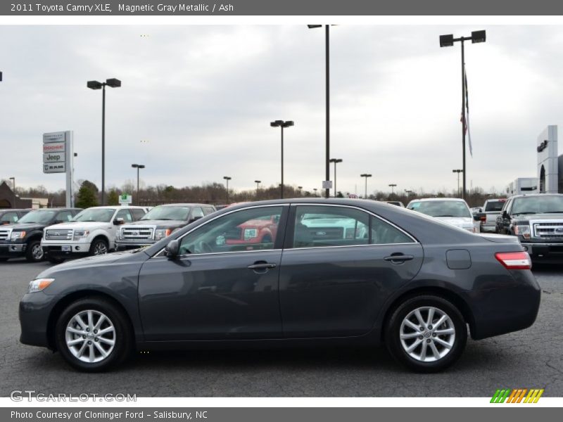 Magnetic Gray Metallic / Ash 2011 Toyota Camry XLE