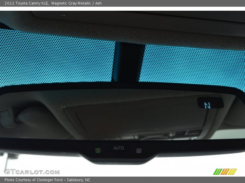 Magnetic Gray Metallic / Ash 2011 Toyota Camry XLE