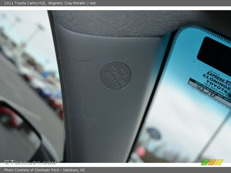 Magnetic Gray Metallic / Ash 2011 Toyota Camry XLE