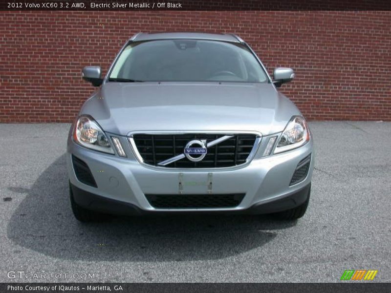 Electric Silver Metallic / Off Black 2012 Volvo XC60 3.2 AWD