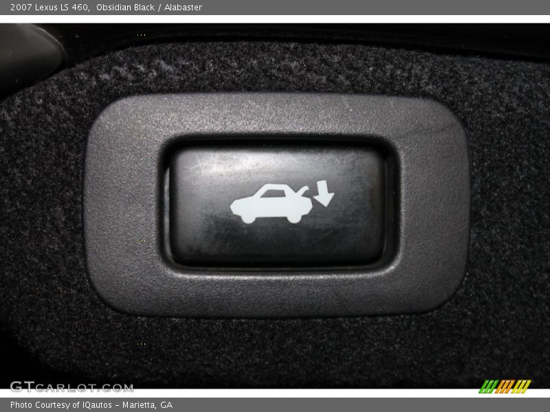 Obsidian Black / Alabaster 2007 Lexus LS 460