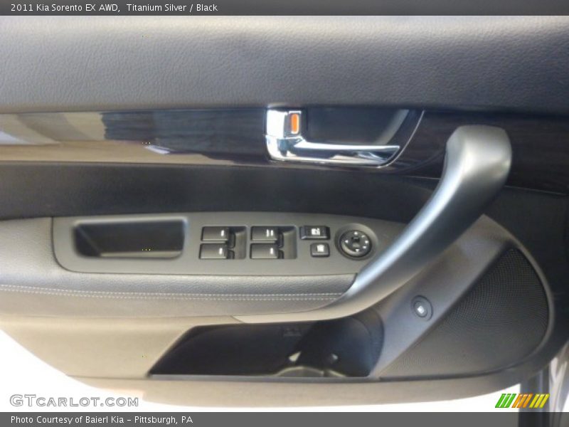 Titanium Silver / Black 2011 Kia Sorento EX AWD