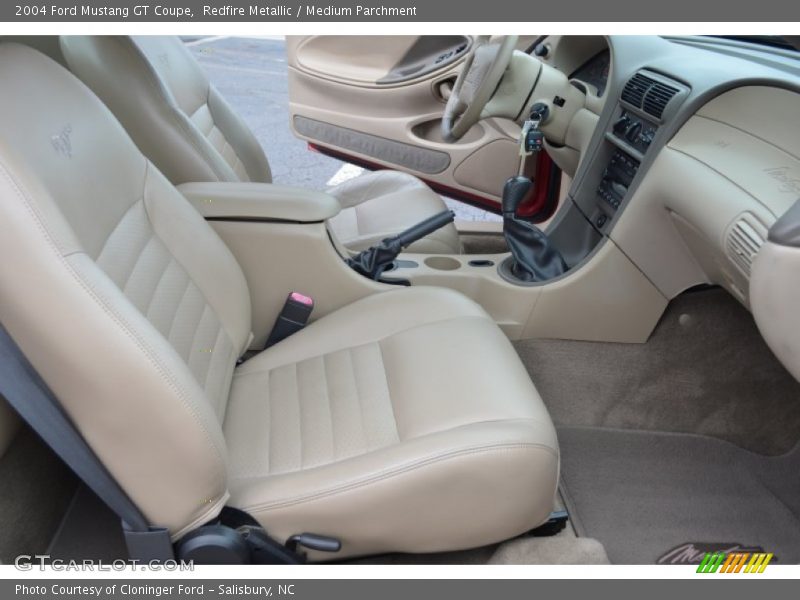 Redfire Metallic / Medium Parchment 2004 Ford Mustang GT Coupe