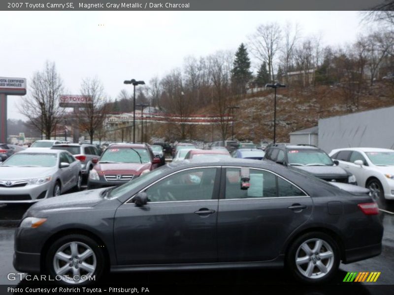 Magnetic Gray Metallic / Dark Charcoal 2007 Toyota Camry SE