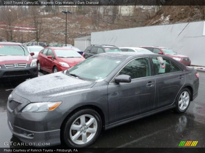 Magnetic Gray Metallic / Dark Charcoal 2007 Toyota Camry SE