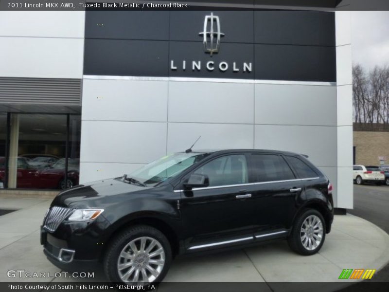 Tuxedo Black Metallic / Charcoal Black 2011 Lincoln MKX AWD