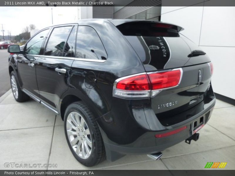Tuxedo Black Metallic / Charcoal Black 2011 Lincoln MKX AWD