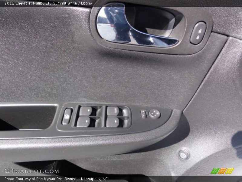 Summit White / Ebony 2011 Chevrolet Malibu LT