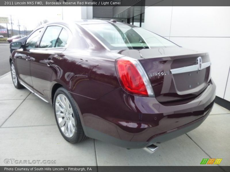 Bordeaux Reserve Red Metallic / Light Camel 2011 Lincoln MKS FWD