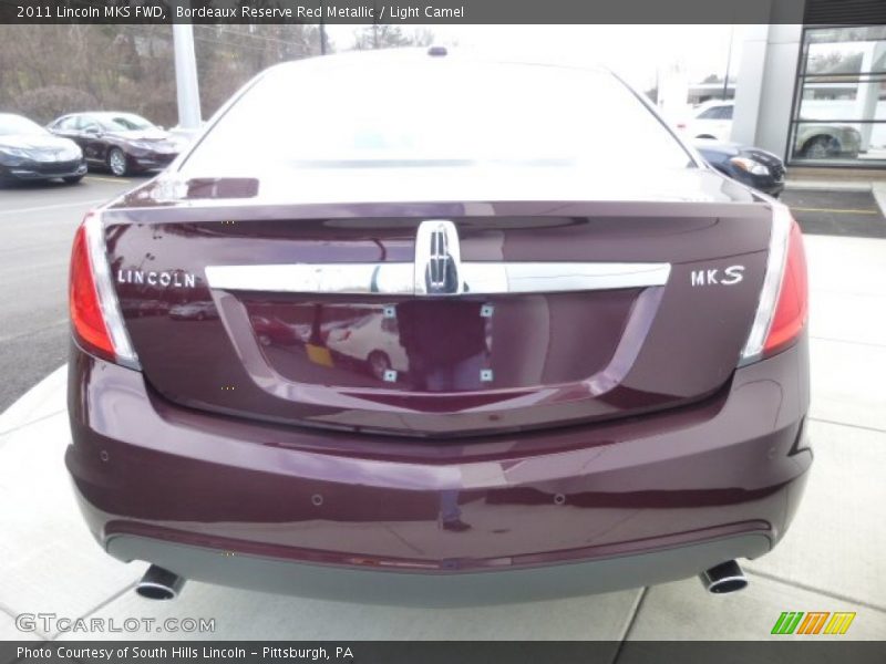 Bordeaux Reserve Red Metallic / Light Camel 2011 Lincoln MKS FWD