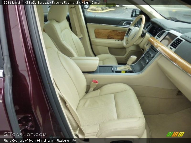  2011 MKS FWD Light Camel Interior