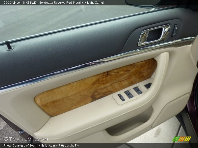 Door Panel of 2011 MKS FWD