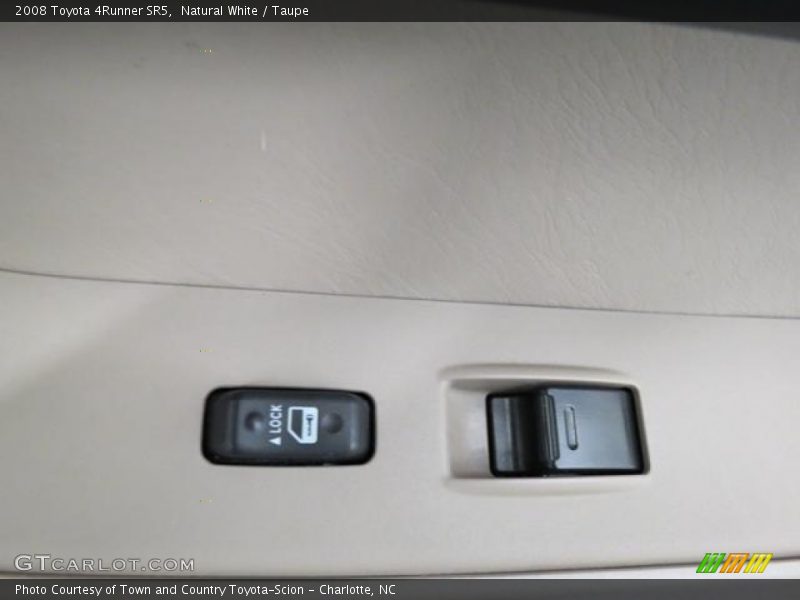 Natural White / Taupe 2008 Toyota 4Runner SR5