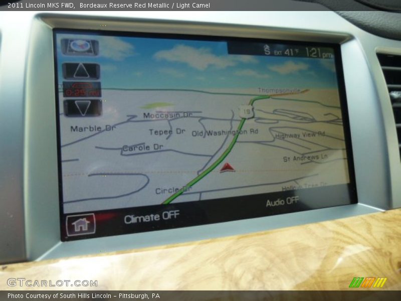 Bordeaux Reserve Red Metallic / Light Camel 2011 Lincoln MKS FWD