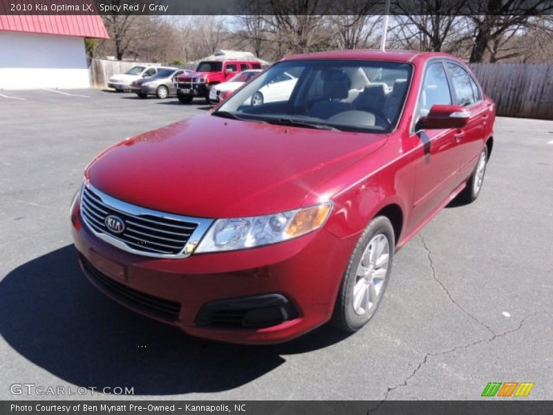 Front 3/4 View of 2010 Optima LX