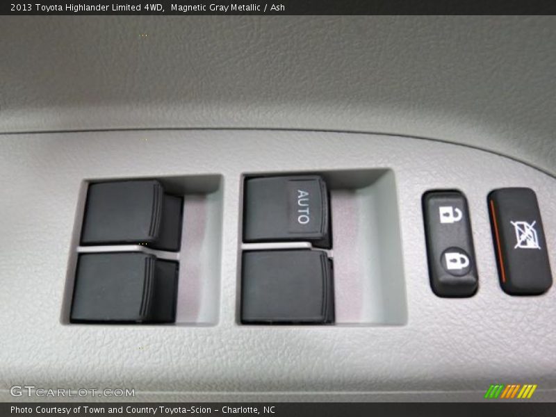 Magnetic Gray Metallic / Ash 2013 Toyota Highlander Limited 4WD