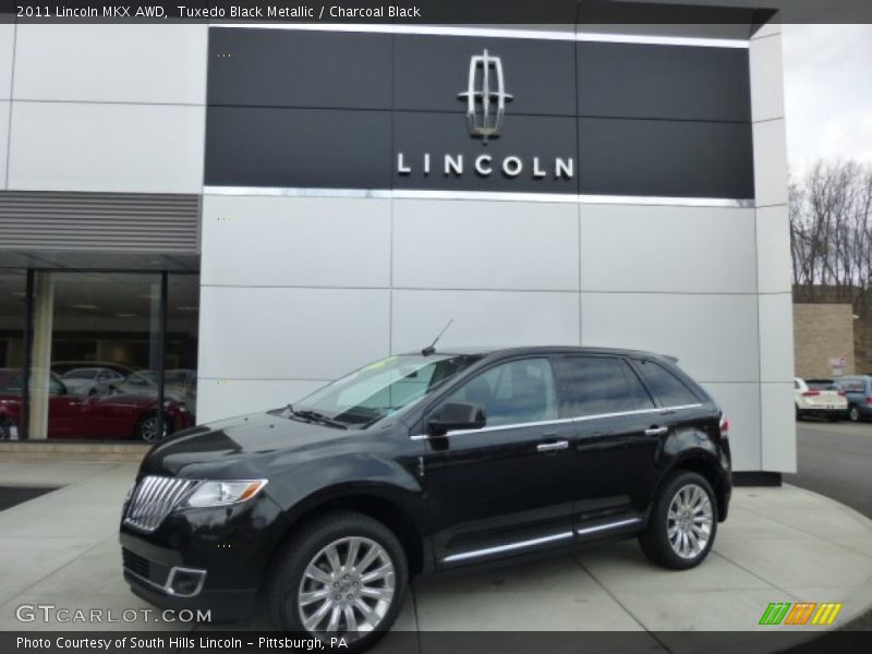 Tuxedo Black Metallic / Charcoal Black 2011 Lincoln MKX AWD