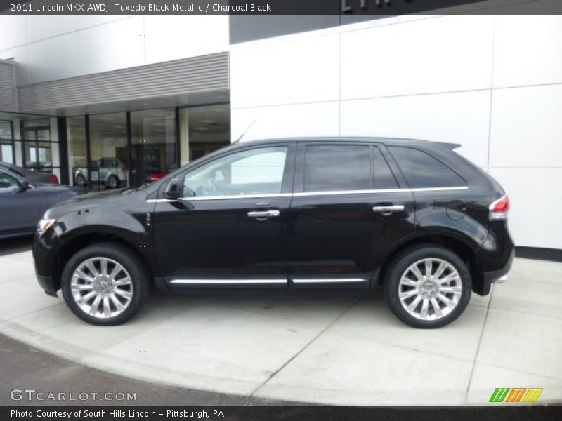 Tuxedo Black Metallic / Charcoal Black 2011 Lincoln MKX AWD