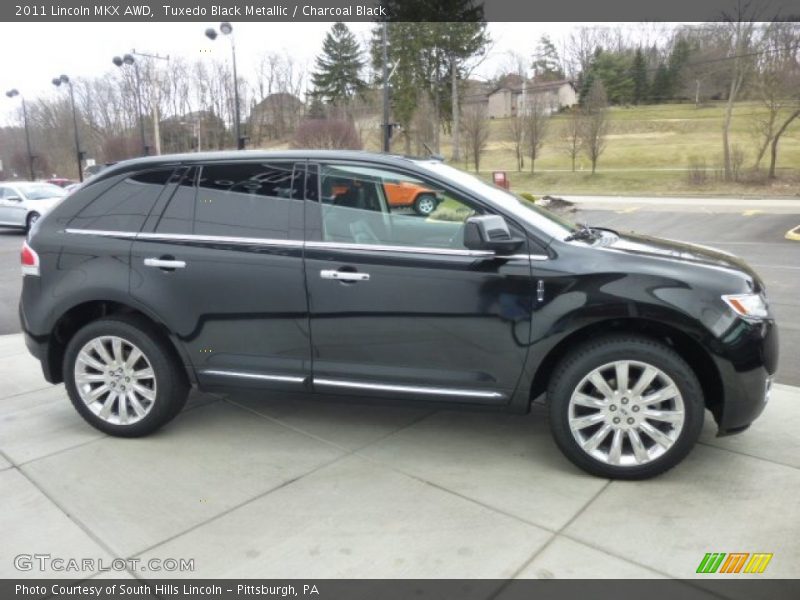 Tuxedo Black Metallic / Charcoal Black 2011 Lincoln MKX AWD