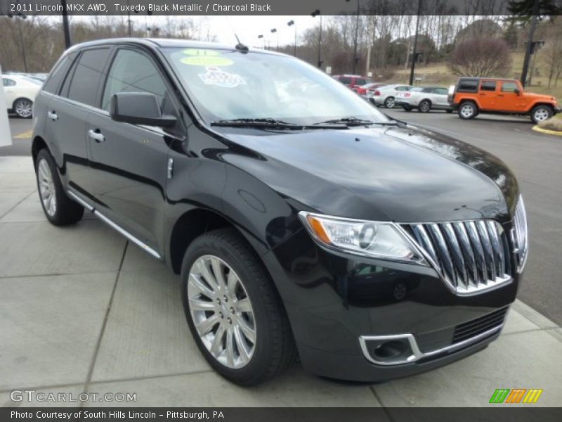 Tuxedo Black Metallic / Charcoal Black 2011 Lincoln MKX AWD