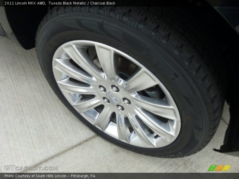 Tuxedo Black Metallic / Charcoal Black 2011 Lincoln MKX AWD