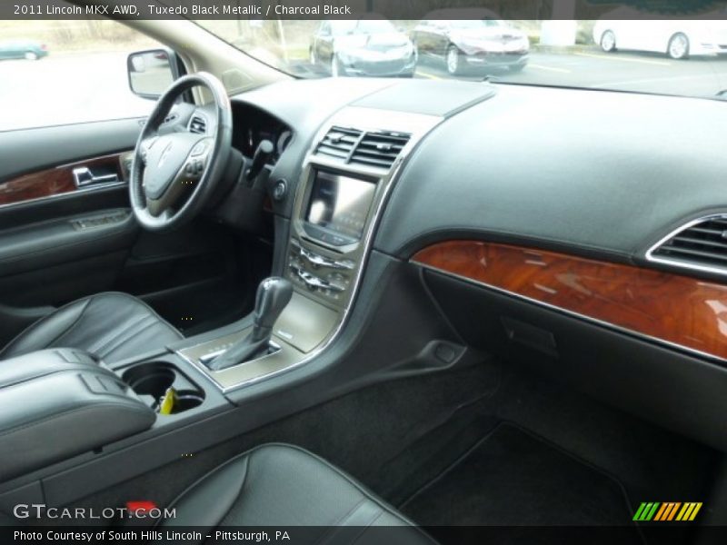 Tuxedo Black Metallic / Charcoal Black 2011 Lincoln MKX AWD