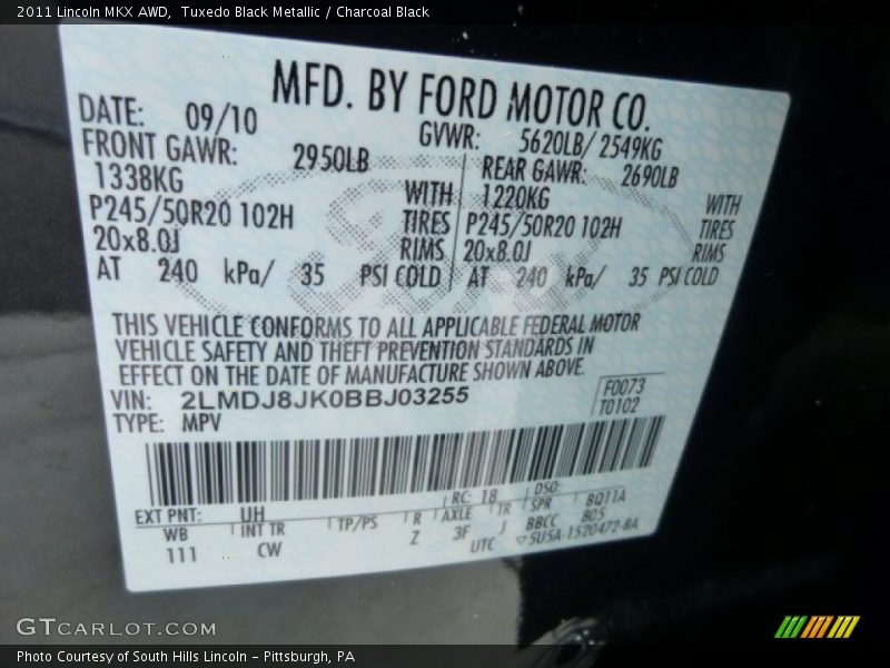 Tuxedo Black Metallic / Charcoal Black 2011 Lincoln MKX AWD