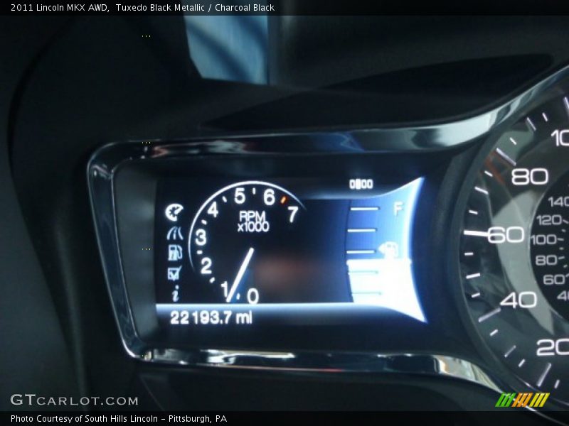 Tuxedo Black Metallic / Charcoal Black 2011 Lincoln MKX AWD