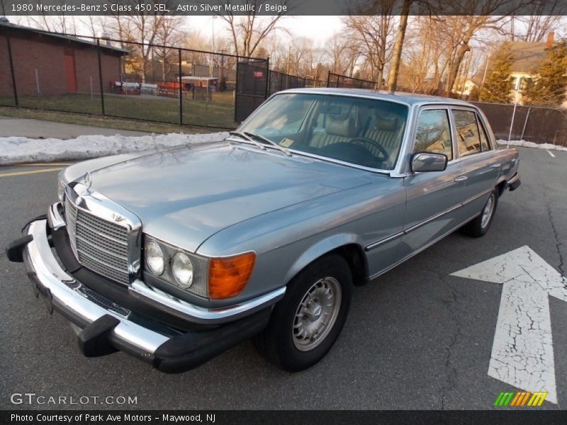 Front 3/4 View of 1980 S Class 450 SEL