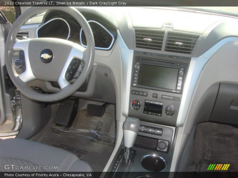 Silver Ice Metallic / Dark Gray/Light Gray 2010 Chevrolet Traverse LT