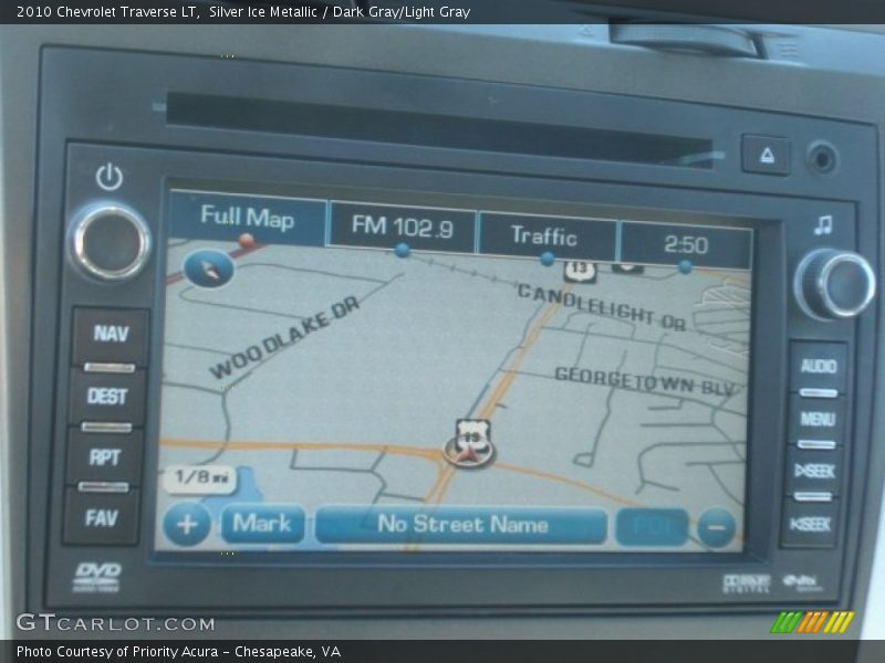 Silver Ice Metallic / Dark Gray/Light Gray 2010 Chevrolet Traverse LT