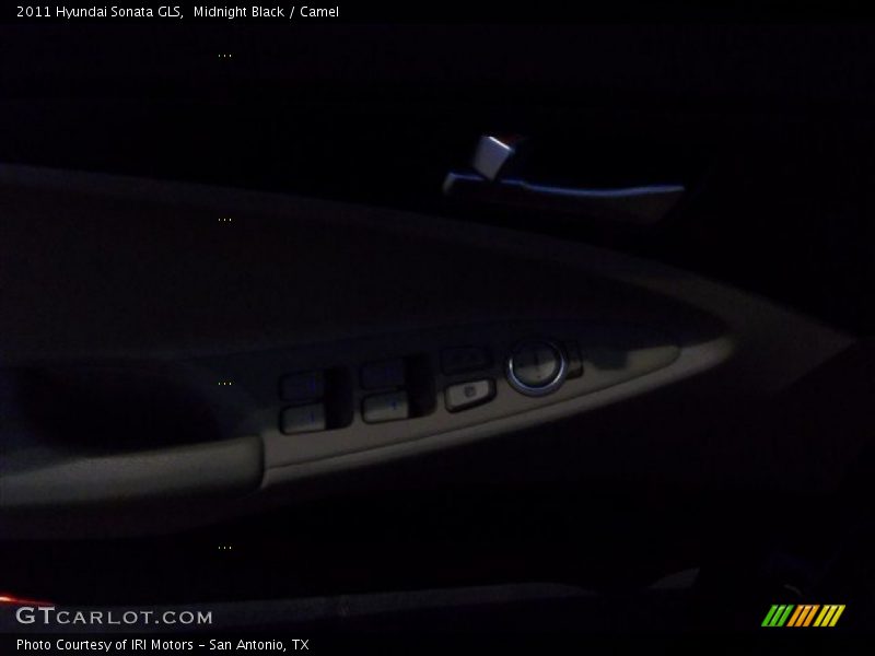 Midnight Black / Camel 2011 Hyundai Sonata GLS