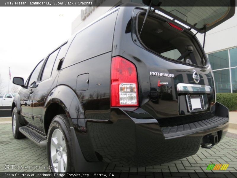Super Black / Graphite 2012 Nissan Pathfinder LE