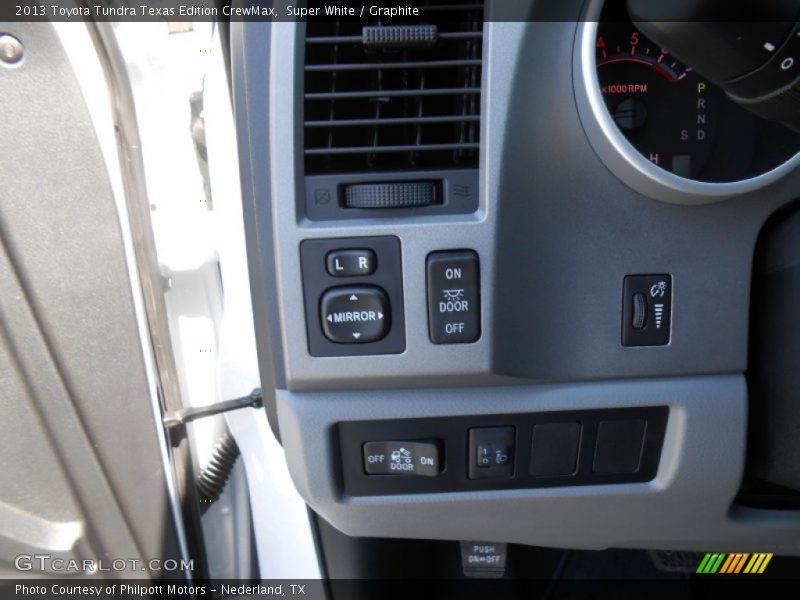 Super White / Graphite 2013 Toyota Tundra Texas Edition CrewMax