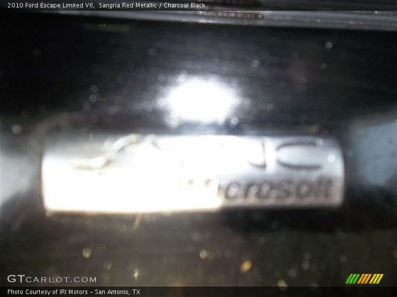 Sangria Red Metallic / Charcoal Black 2010 Ford Escape Limited V6