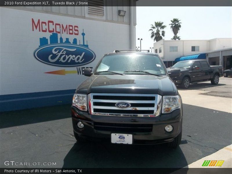 Tuxedo Black / Stone 2010 Ford Expedition XLT