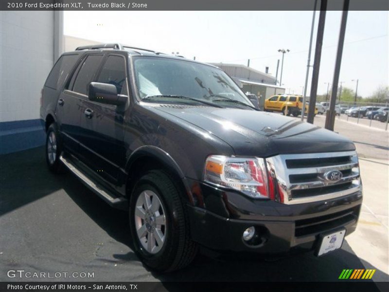 Tuxedo Black / Stone 2010 Ford Expedition XLT