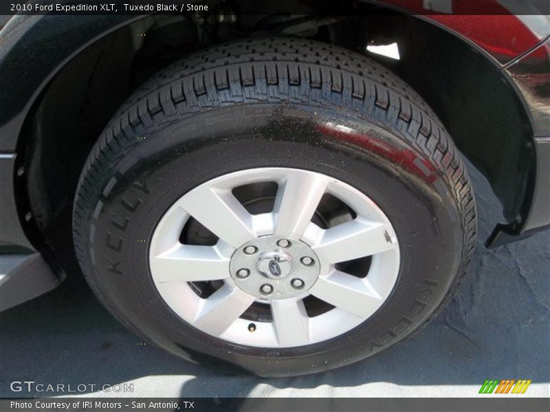 Tuxedo Black / Stone 2010 Ford Expedition XLT