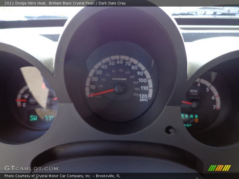 Brilliant Black Crystal Pearl / Dark Slate Gray 2011 Dodge Nitro Heat