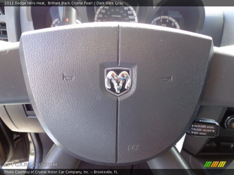 Brilliant Black Crystal Pearl / Dark Slate Gray 2011 Dodge Nitro Heat