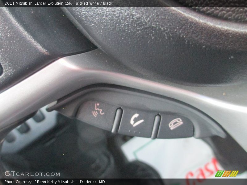 Wicked White / Black 2011 Mitsubishi Lancer Evolution GSR