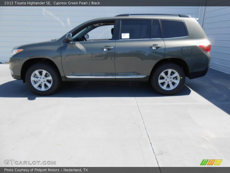 Cypress Green Pearl / Black 2013 Toyota Highlander SE