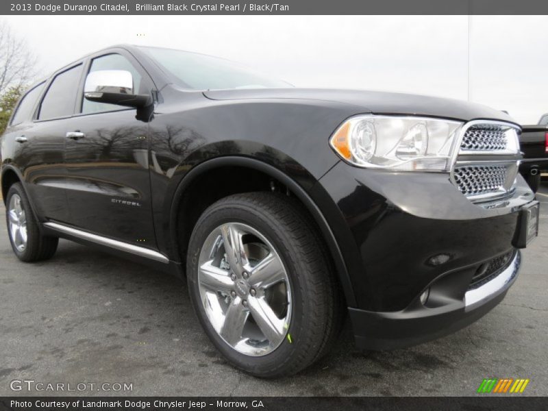 Front 3/4 View of 2013 Durango Citadel