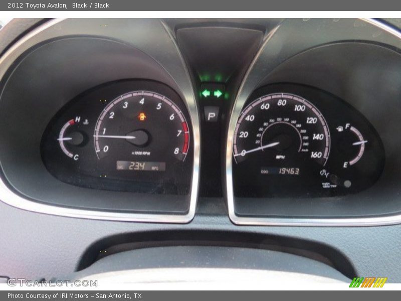 Black / Black 2012 Toyota Avalon