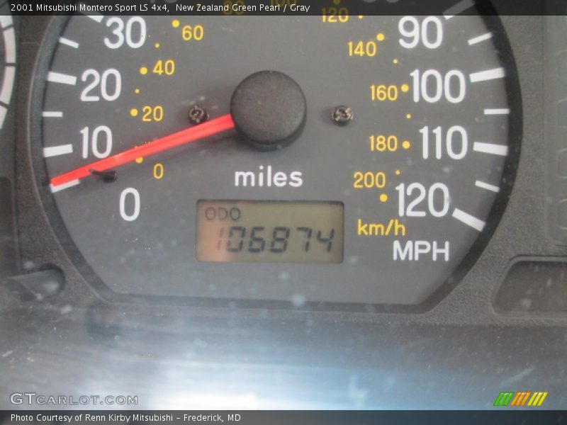 New Zealand Green Pearl / Gray 2001 Mitsubishi Montero Sport LS 4x4