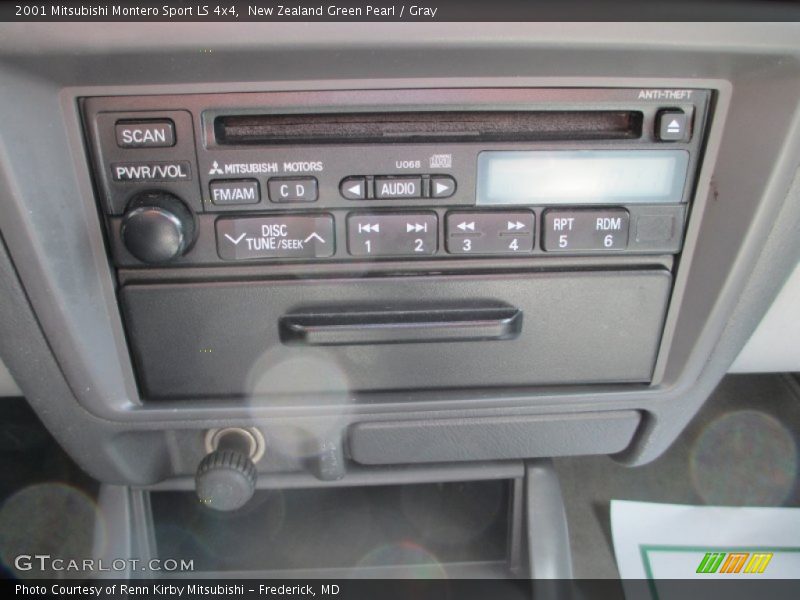 New Zealand Green Pearl / Gray 2001 Mitsubishi Montero Sport LS 4x4