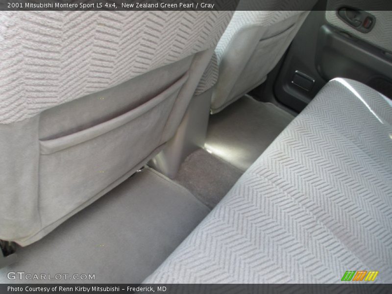 New Zealand Green Pearl / Gray 2001 Mitsubishi Montero Sport LS 4x4